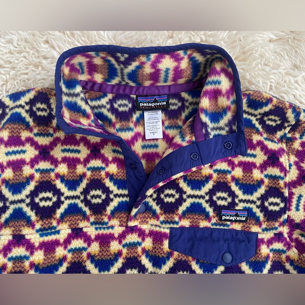 PATAGONIA Synchilla SnapT Fleece Pullover
Purple, M - Picture 5 of 6